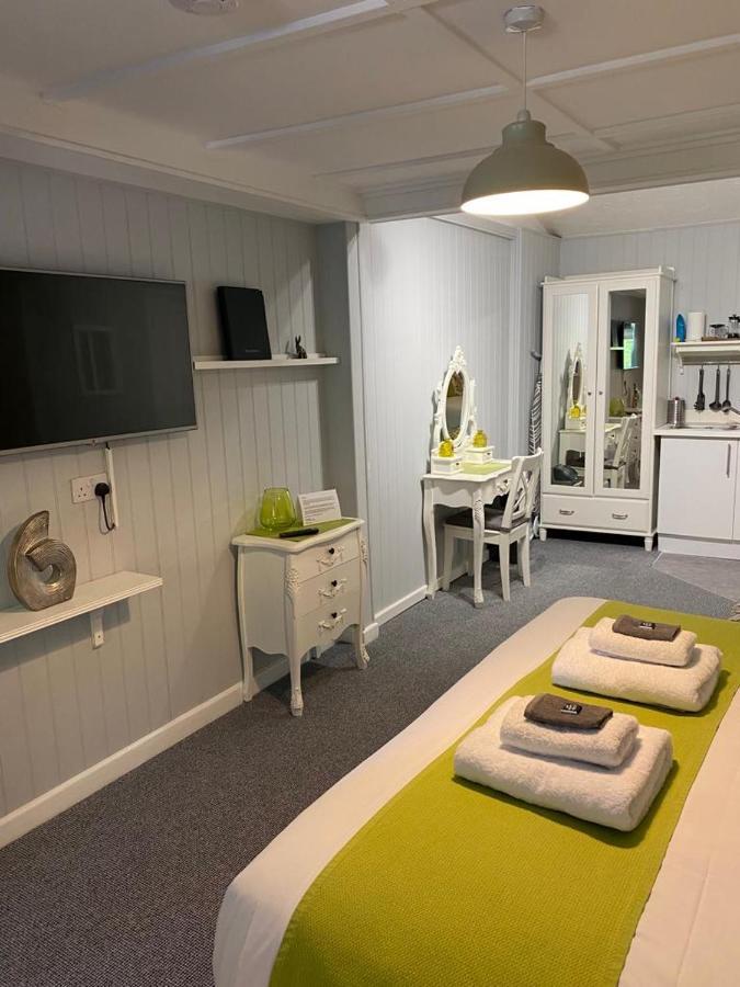 Petherton Cottage Studios 링우드 외부 사진